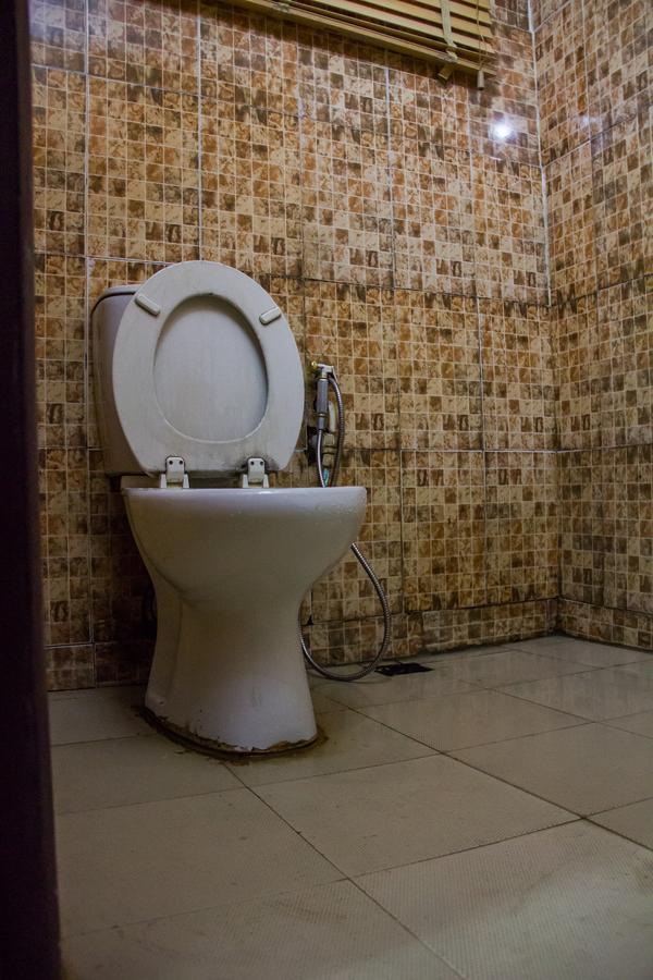 Glasshouse Hotel And Suites Egba Екстер'єр фото